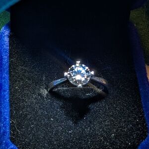 Elegant Silver Ring with Sparkling 1 Carat Certified Moissanite Stone Size 6